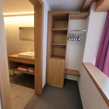 Guest house Lenz 3*