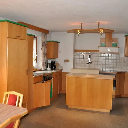 Lenz Pensionat 3*