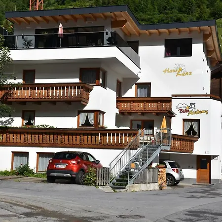 Lenz Pensionat 3*