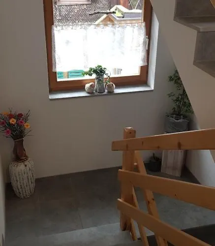 Πανσιόν Lenz Ισγκλ